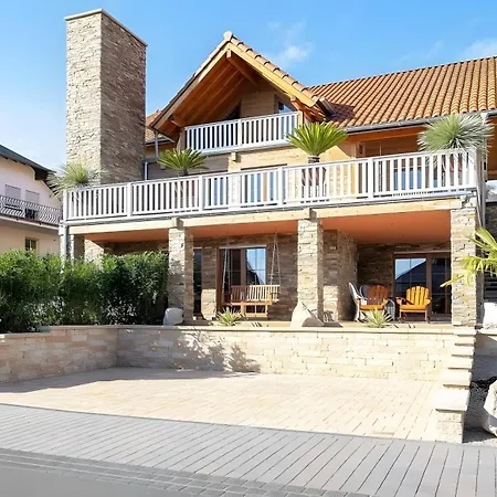 Luxus Seenaehe شقة شالكينميهرين